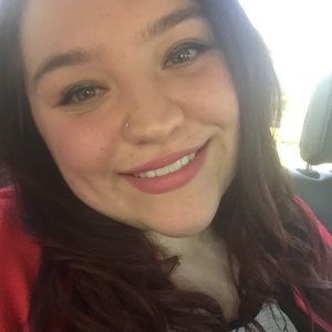 Meet your Posher, Madeline